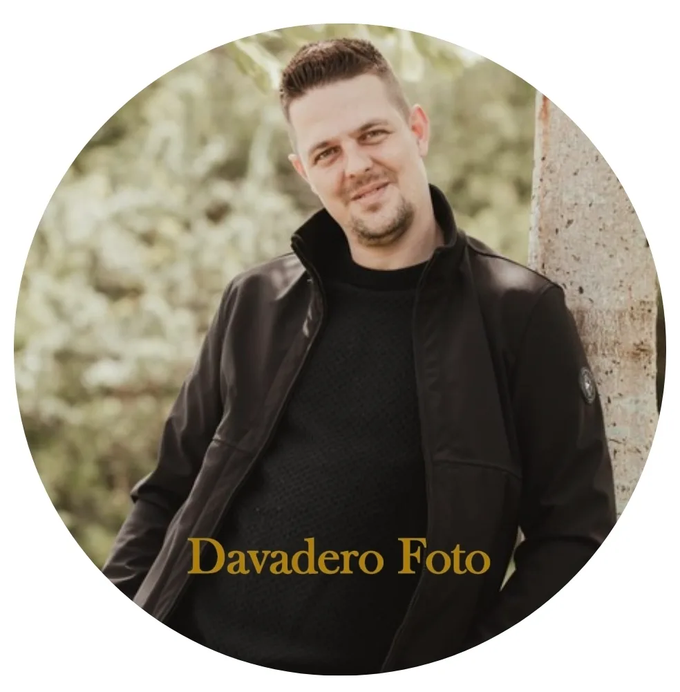 Davadero Foto Logo